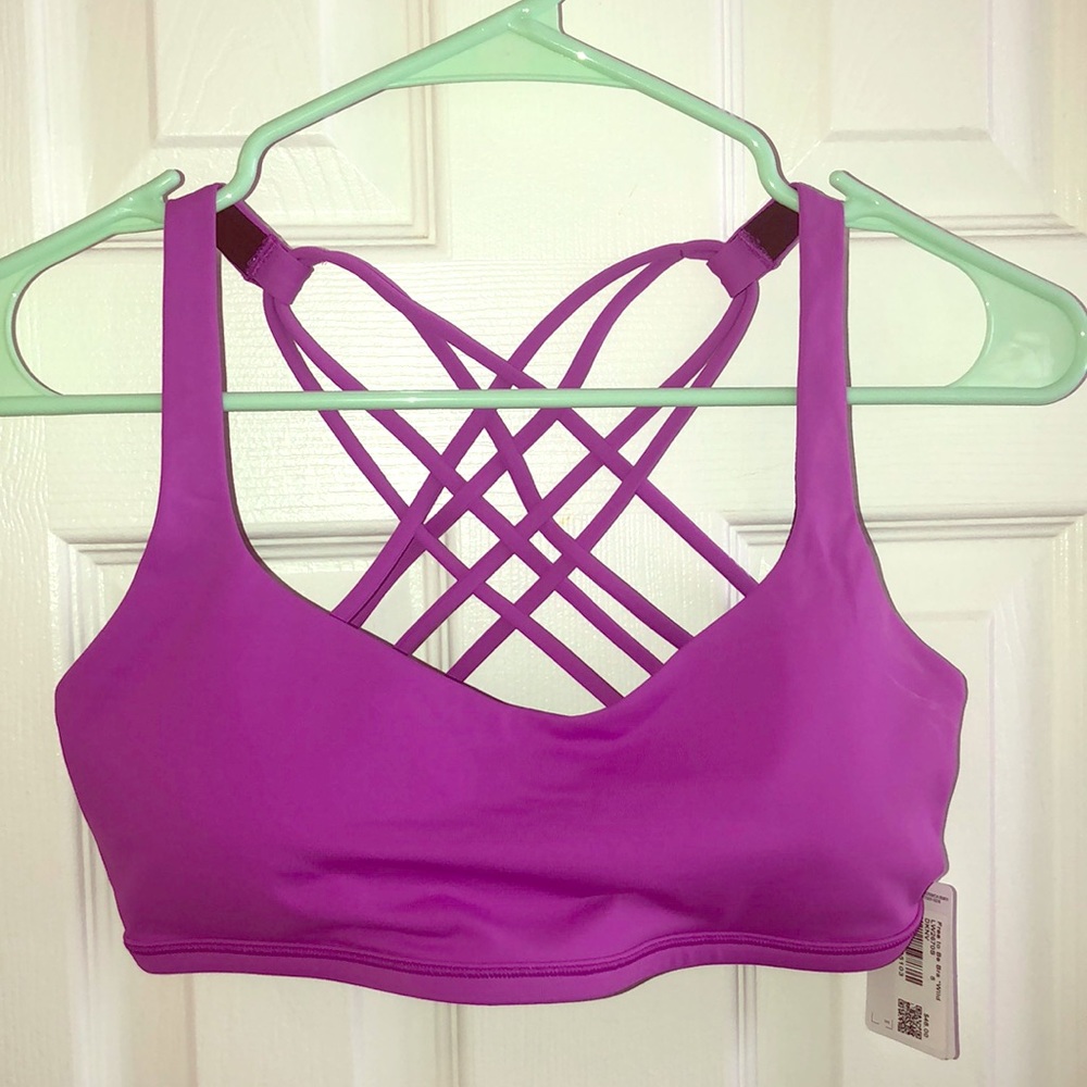 Lululemon sports bra